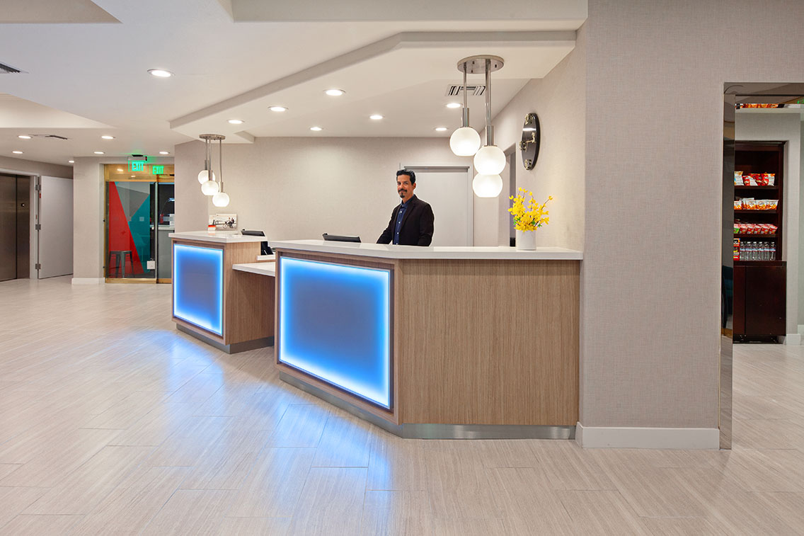 Hollywood Hotel Holiday Inn Express Ranks Best in Quality, Service and Customer Satisfaction